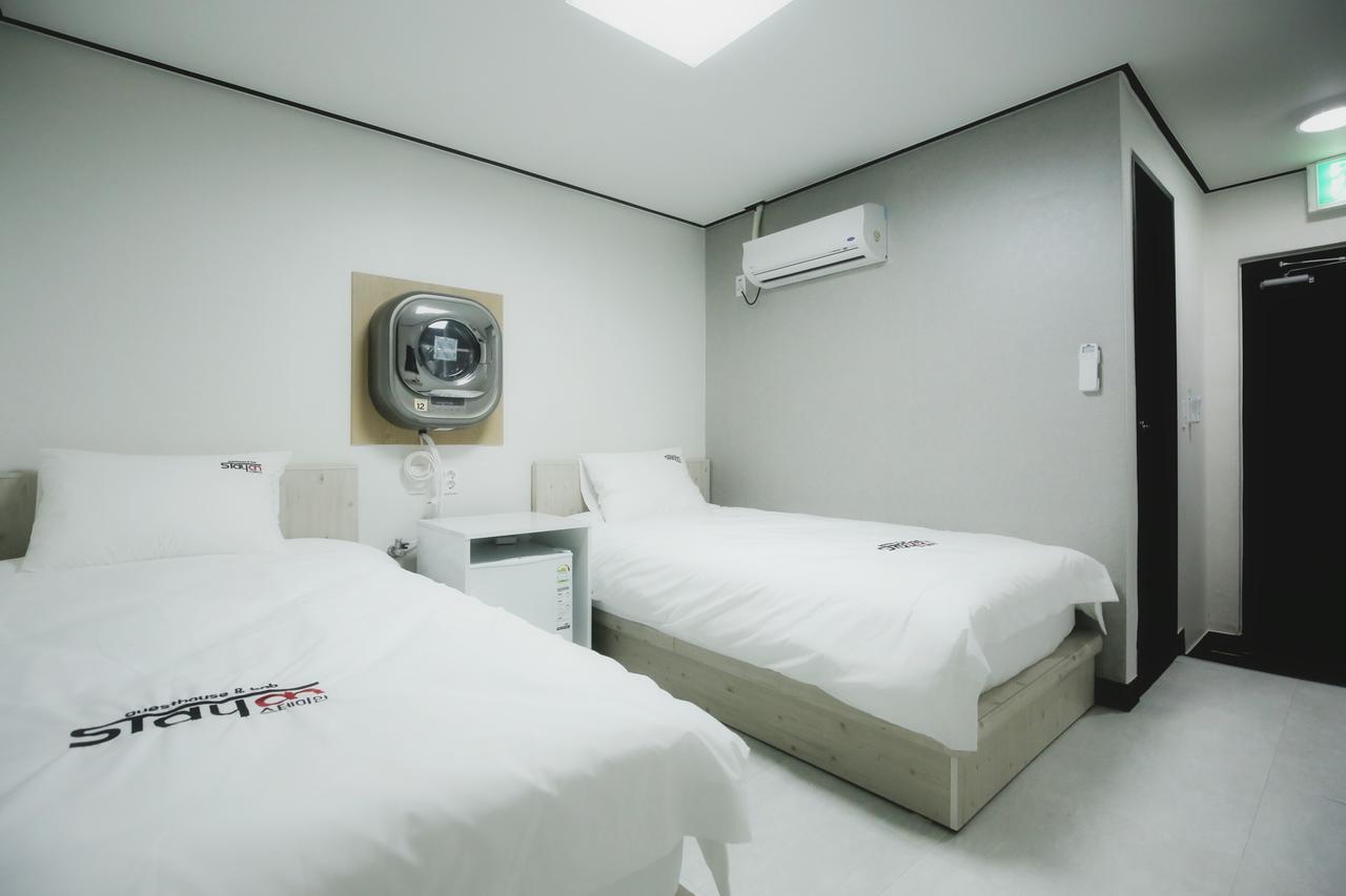 Stayan Guesthouse And Bnb Busan Buitenkant foto